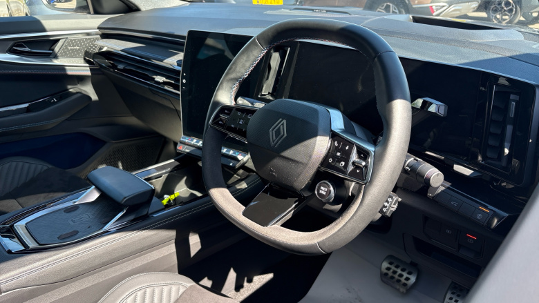 Renault Rafale E-Tech FHEV Iconic Esprit Alpine 5dr Auto 4C Hybrid Estate